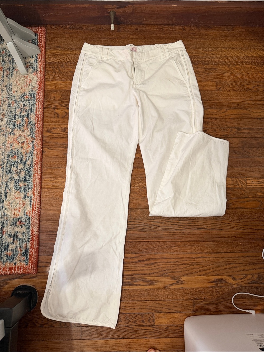 Joie White Pants with full leg zipper, NWOT